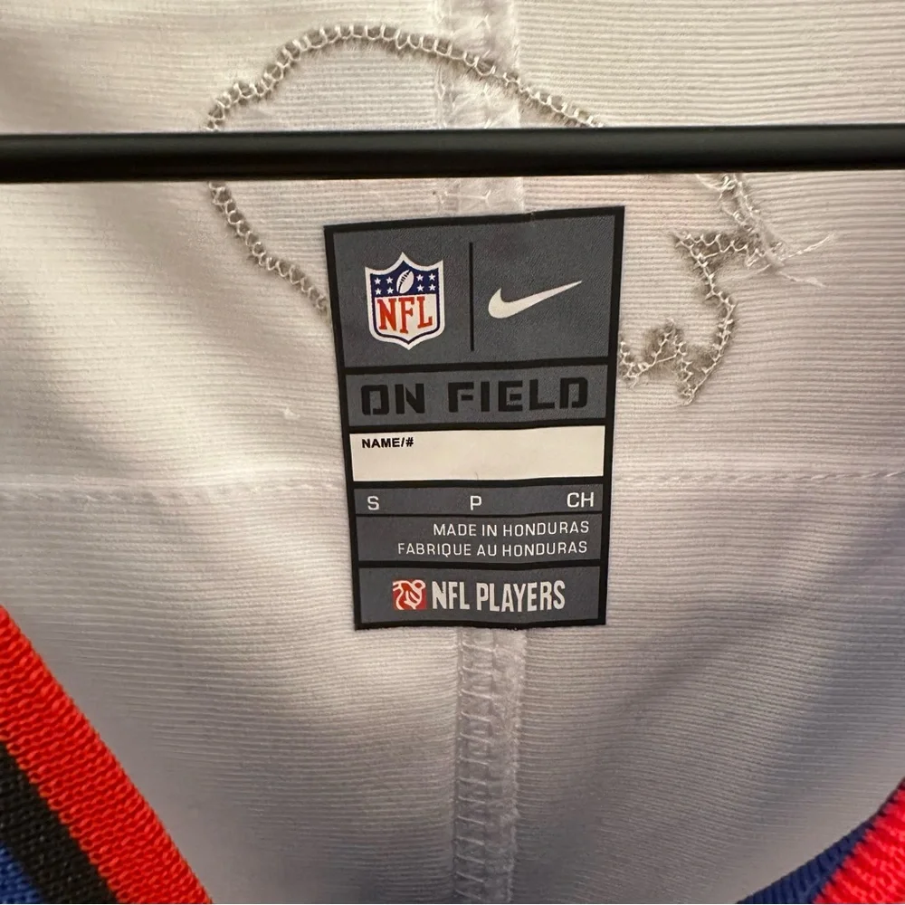 Buffalo Bills Josh Allen Jersey – Women’s - Picture 4 of 4